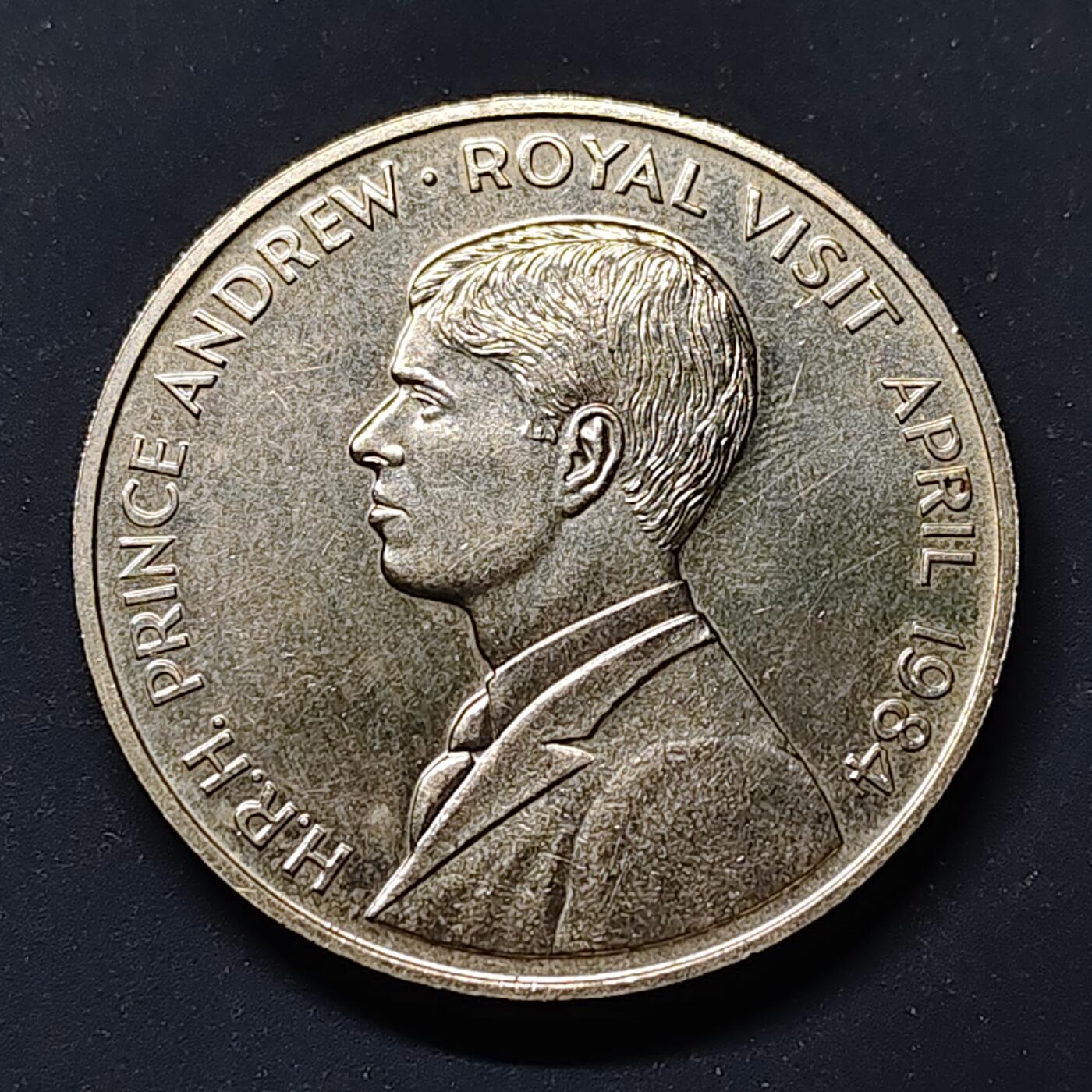 【全场包邮】纯粹捡漏拍510场 阿森松群岛1984年50便士安德鲁王子皇家访问克朗型纪念币