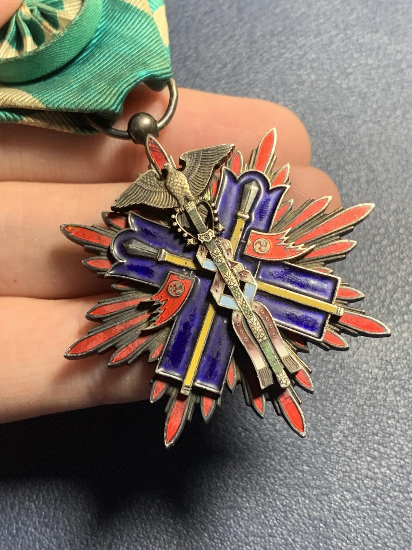 功四级金鵄勋章，4鸟章