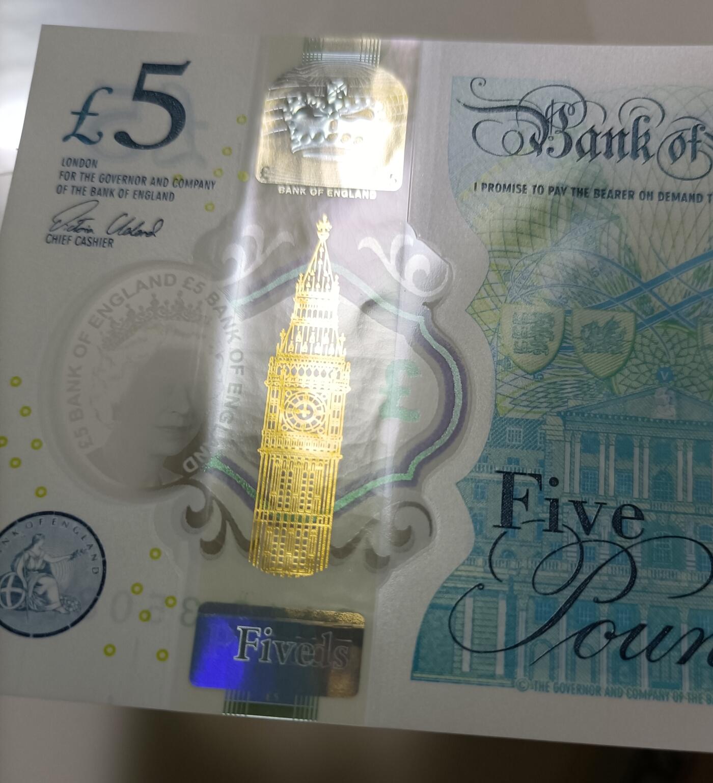 【游宝拍卖】丙午马年第11期 英国-5镑【女王版 G序列 全新UNC】