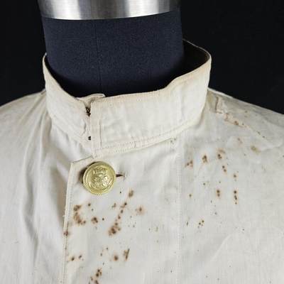 0元起拍勋章 第338期 咸鱼国勋章拍卖专场 3月15日（周日）下午6：00开始 明治时期 海军文官夏服上衣，兜被拆了，可自行缝上 领围42 肩宽42 胸围96 衣长65 袖长50