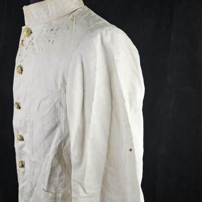 0元起拍勋章 第338期 咸鱼国勋章拍卖专场 3月15日（周日）下午6：00开始 明治时期 海军文官夏服上衣，兜被拆了，可自行缝上 领围42 肩宽42 胸围96 衣长65 袖长50