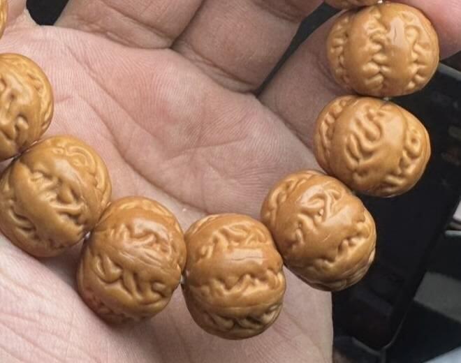 猴头精雕粗筋八棱