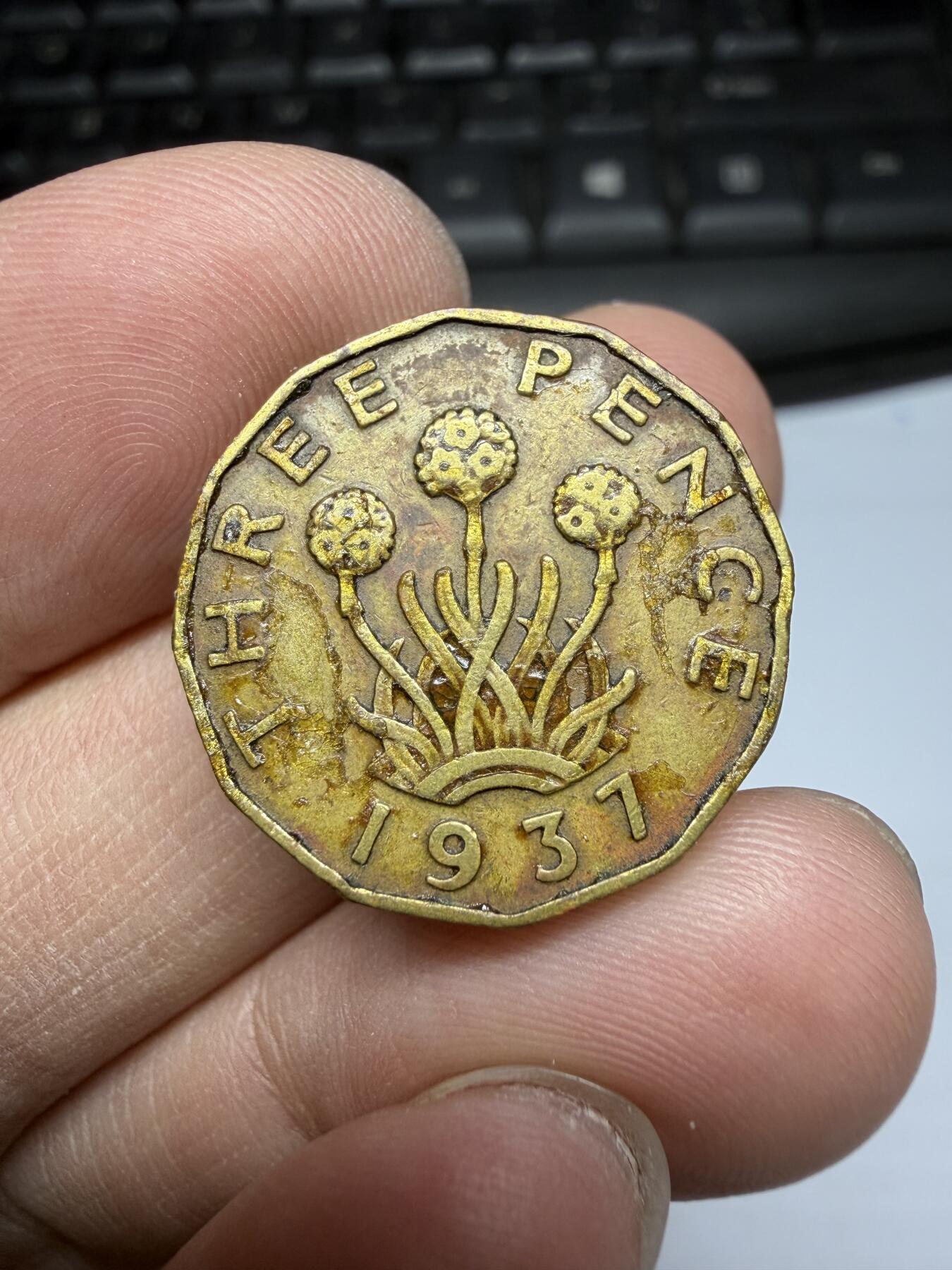 2026年集古藏今外币拍卖第三期-第2场—（总第312拍），可以寄存60天，满160元包邮。 1937年英国3便士