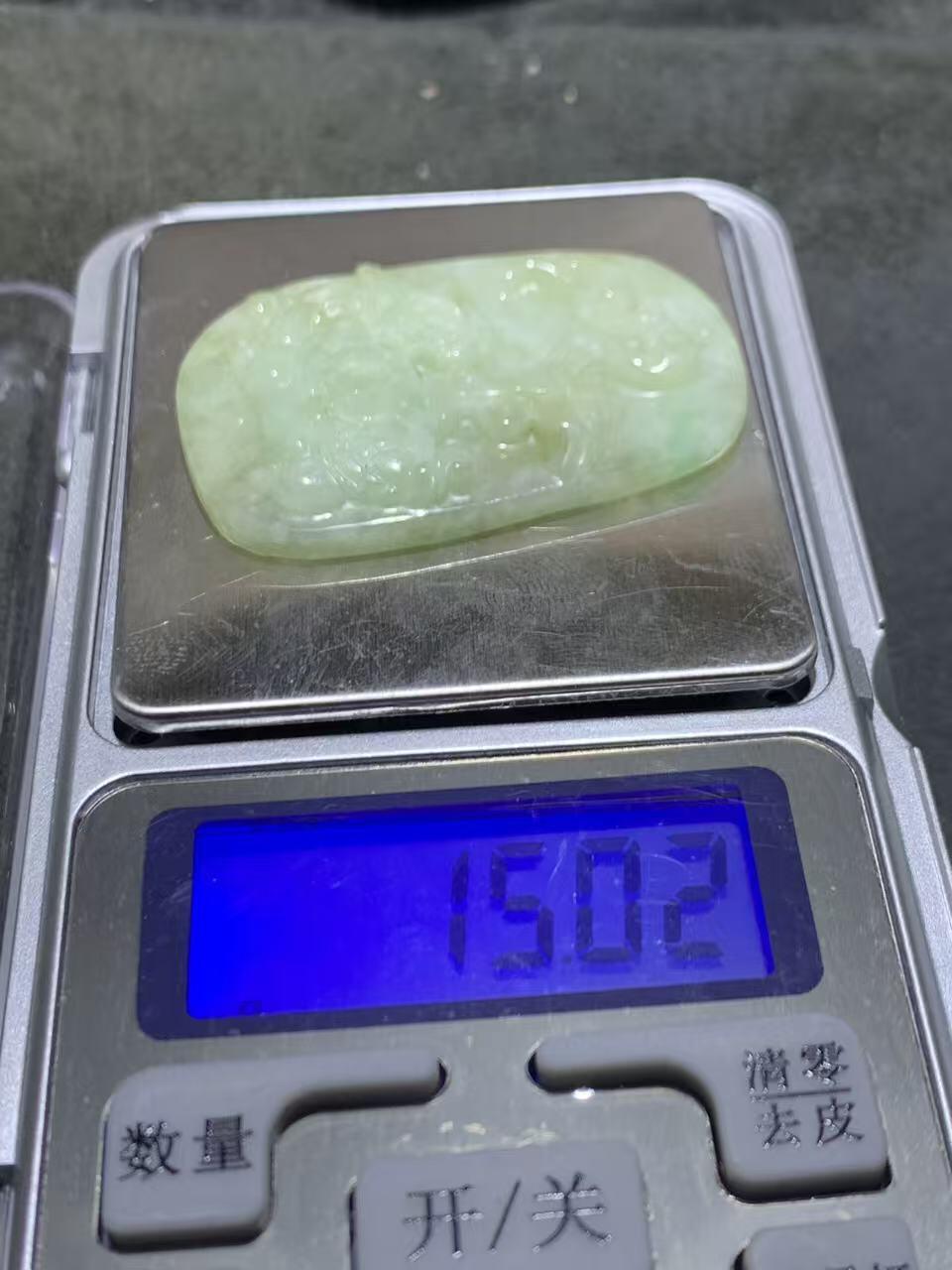 天然A货翡翠雕刻龟鹤延年牌子一个！