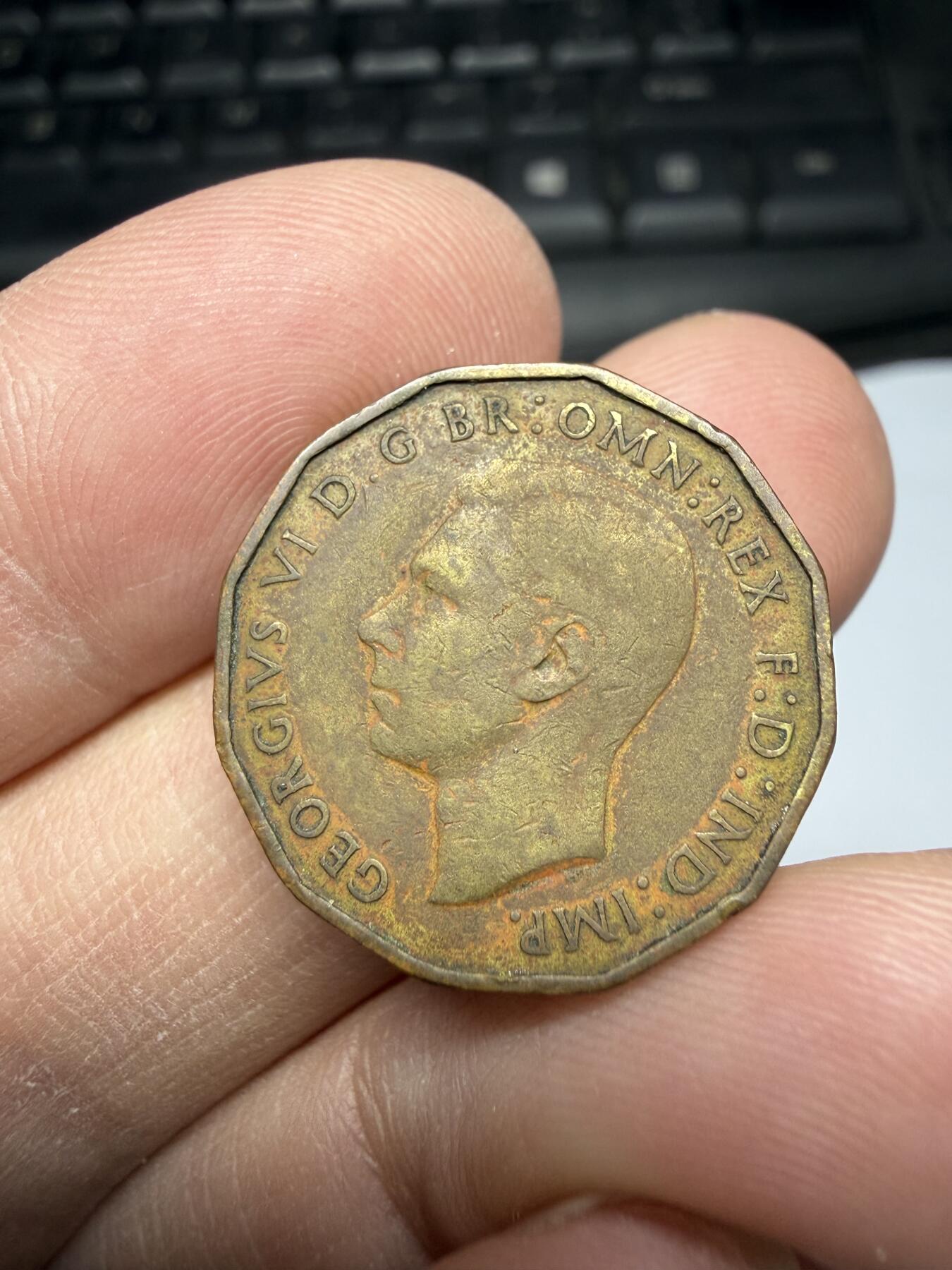 2026年集古藏今外币拍卖第三期-第2场—（总第312拍），可以寄存60天，满160元包邮。 1937年英国3便士