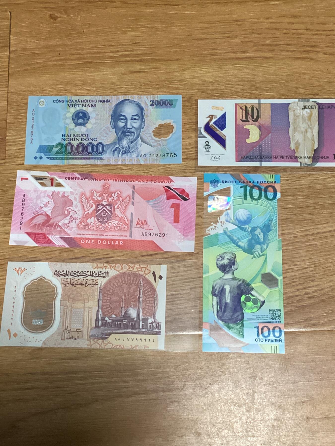 外币保真塑料钞5张