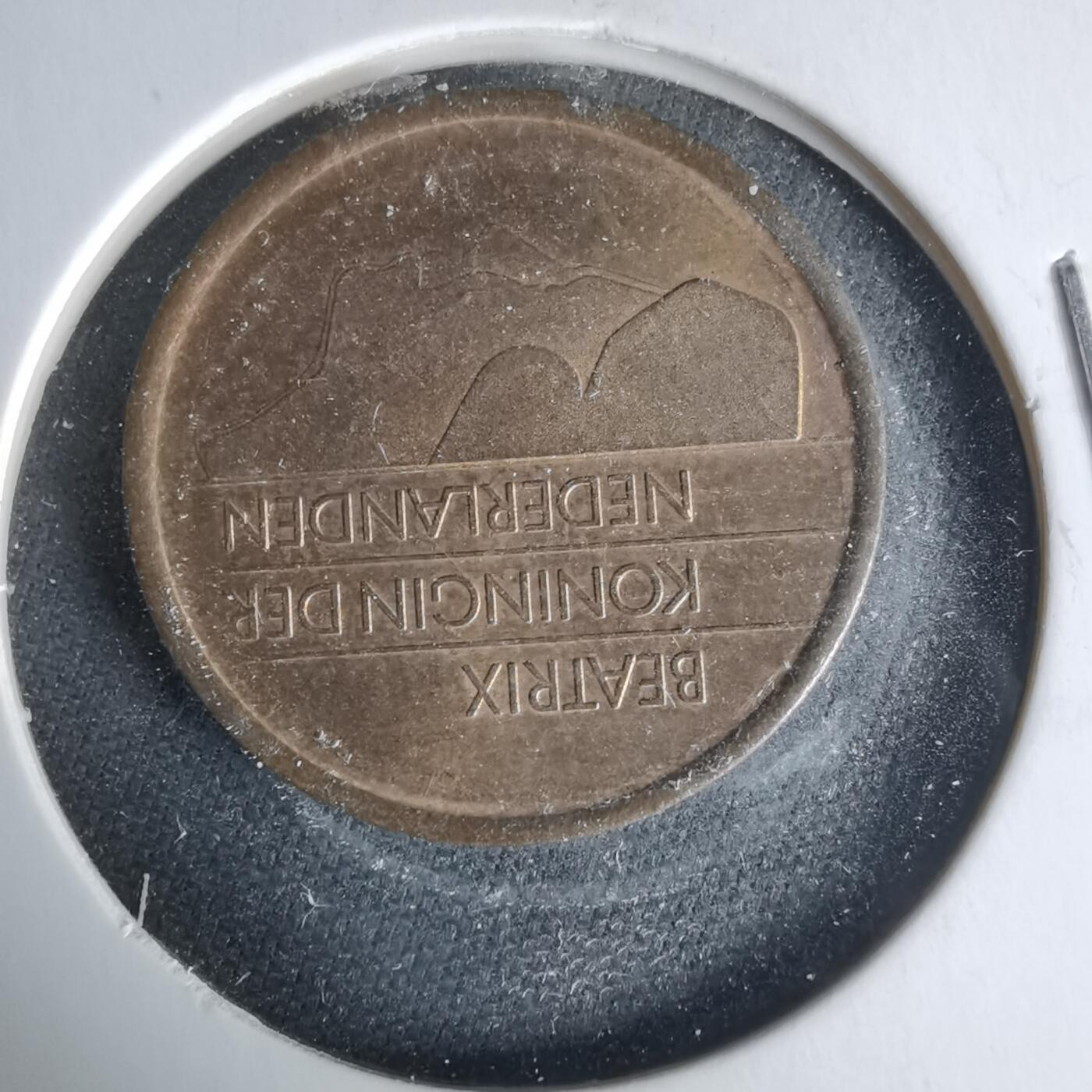 沼泽如烟--第1019场 荷兰1982年五分