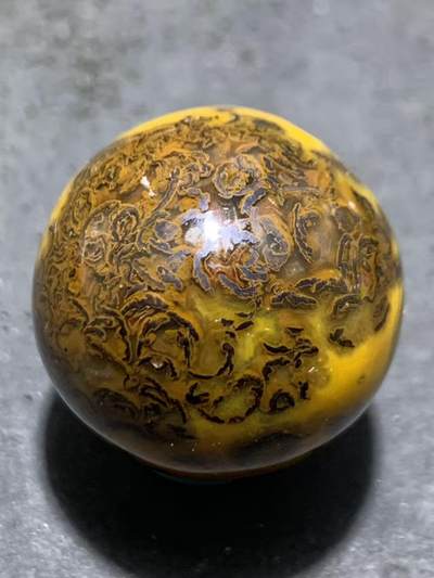 精美高玉化冻料冰飘草花纹战国红玛瑙圆珠一个！ - 精美高玉化冻料冰飘草花纹战国红玛瑙圆珠一个！