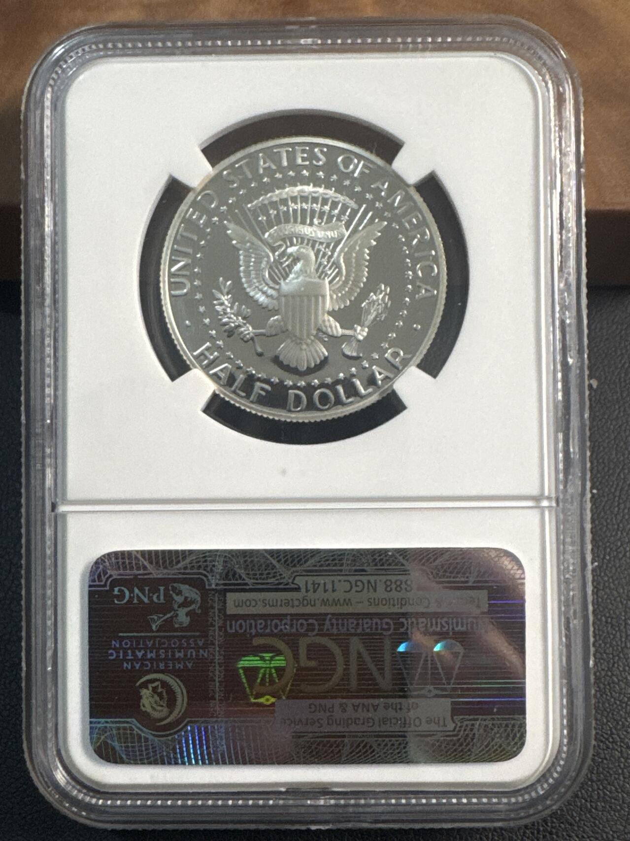 ❤️【币观天下】❤️ 第344期钱币秒杀拍卖场- 2026.3.6周五晚上6点半场 长期征集拍品  2004年美国肯尼迪半美元精制银币NGC PF69