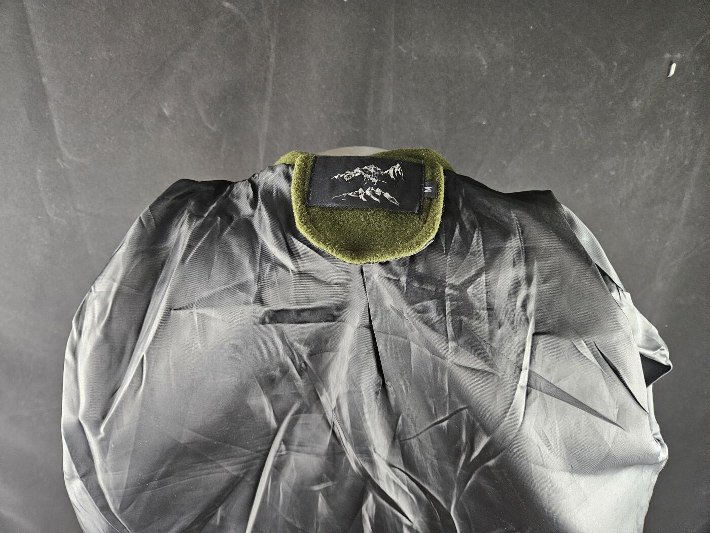 0元起拍勋章 第338期 咸鱼国勋章拍卖专场 3月15日（周日）下午6：00开始 古着大衣 胸围100 肩宽42 衣长95 袖长58