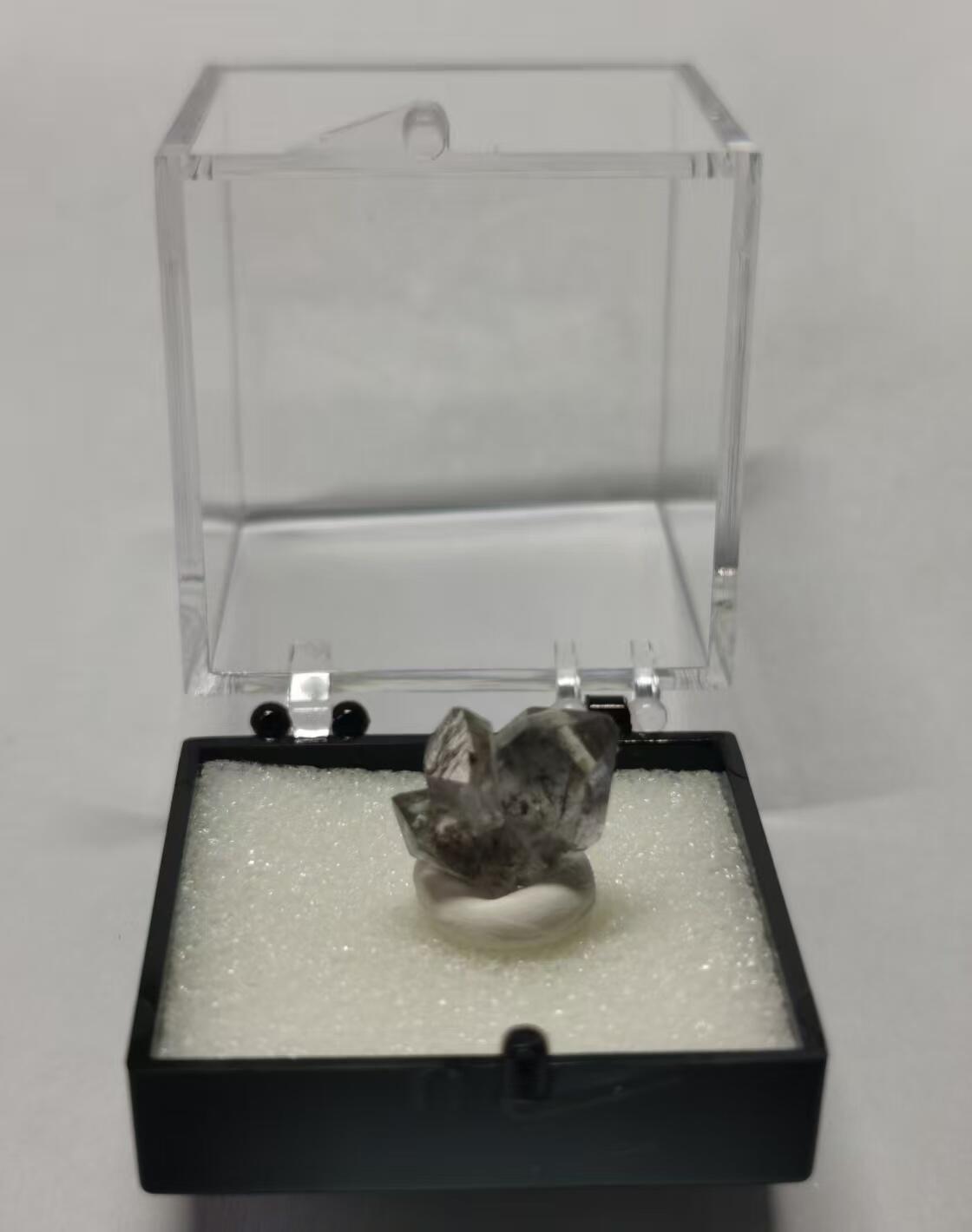 七河·藏家水晶矿标化石小拍（总第41期） 藏家出品 X733 云贵闪灵水晶原石水晶花 盒子矿