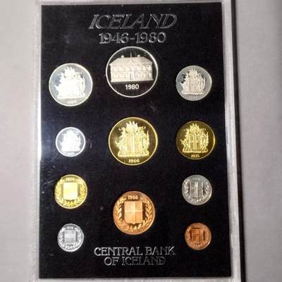 长老汇马年精选第八场拍卖 - 冰岛1946-1980年皇家造币厂经典信封装官方精制套币