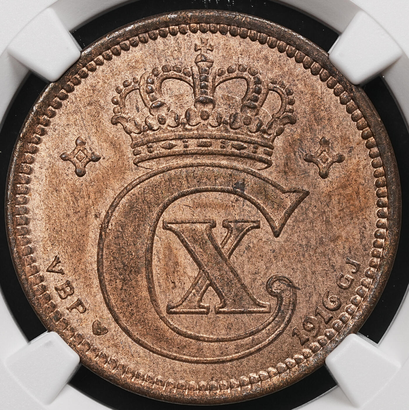 修遠堂世界钱币第107期 NGC评级 丹麦铜币两枚