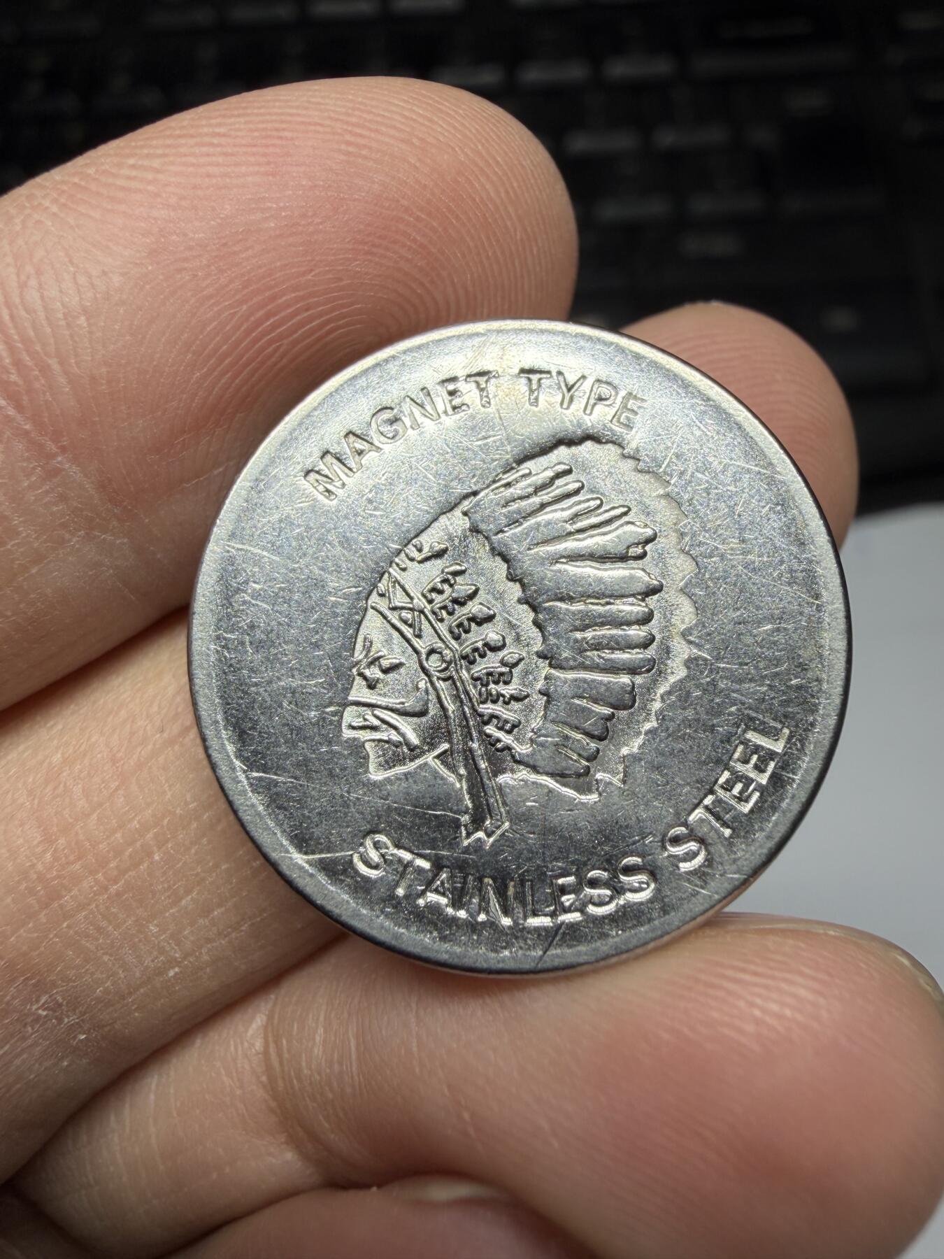 2026年集古藏今外币拍卖第三期-第2场—（总第312拍），可以寄存60天，满160元包邮。 双面人像游戏代币，直径24毫米