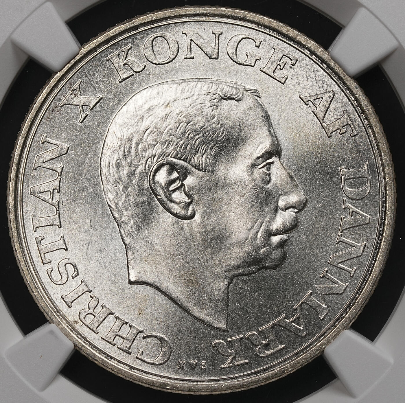 修遠堂世界钱币第107期 NGC MS65 1937年丹麦国王登基25周年纪念2克朗银币
