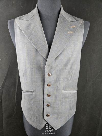 0元起拍勋章 第338期 咸鱼国勋章拍卖专场 3月15日（周日）下午6：00开始 - 中古马甲 胸围96 衣长62