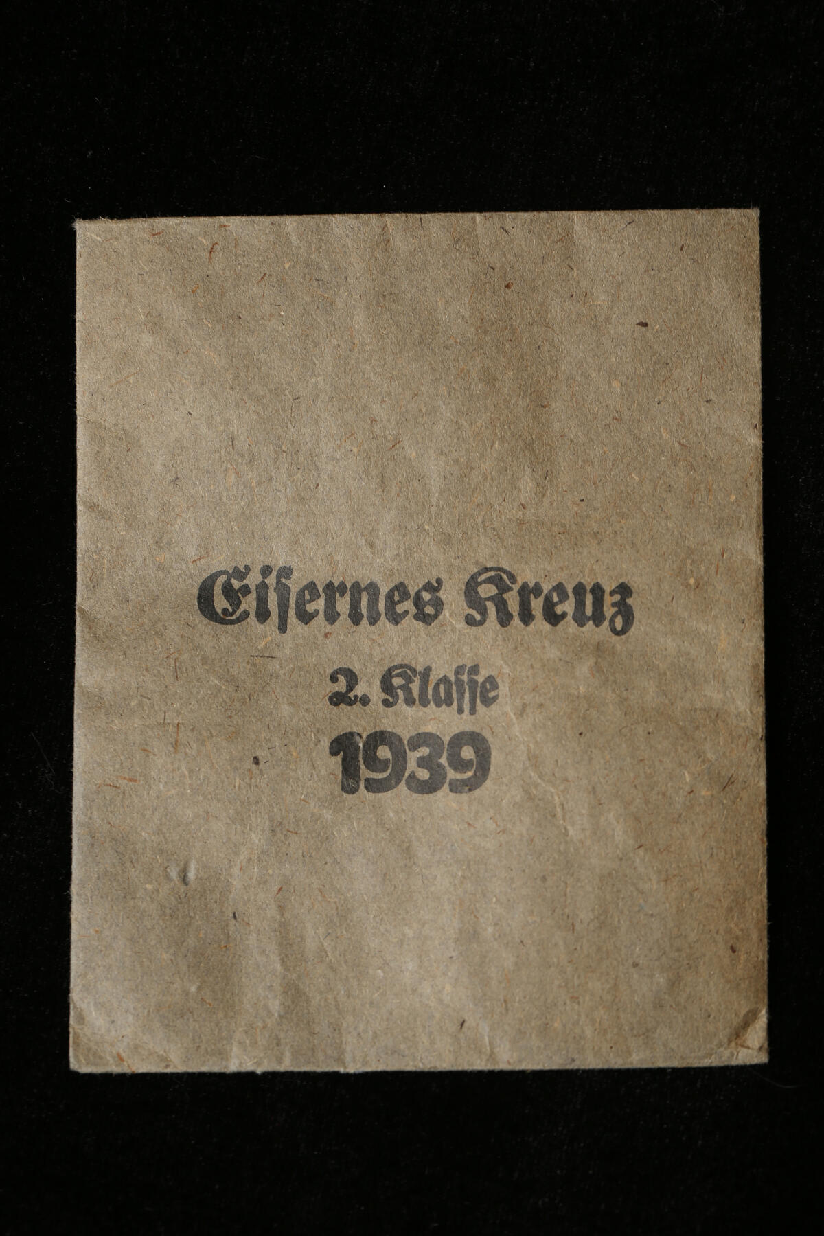 戎马世界章牌大赏第112期 德专场 65厂 二级铁十字勋章 带原纸袋