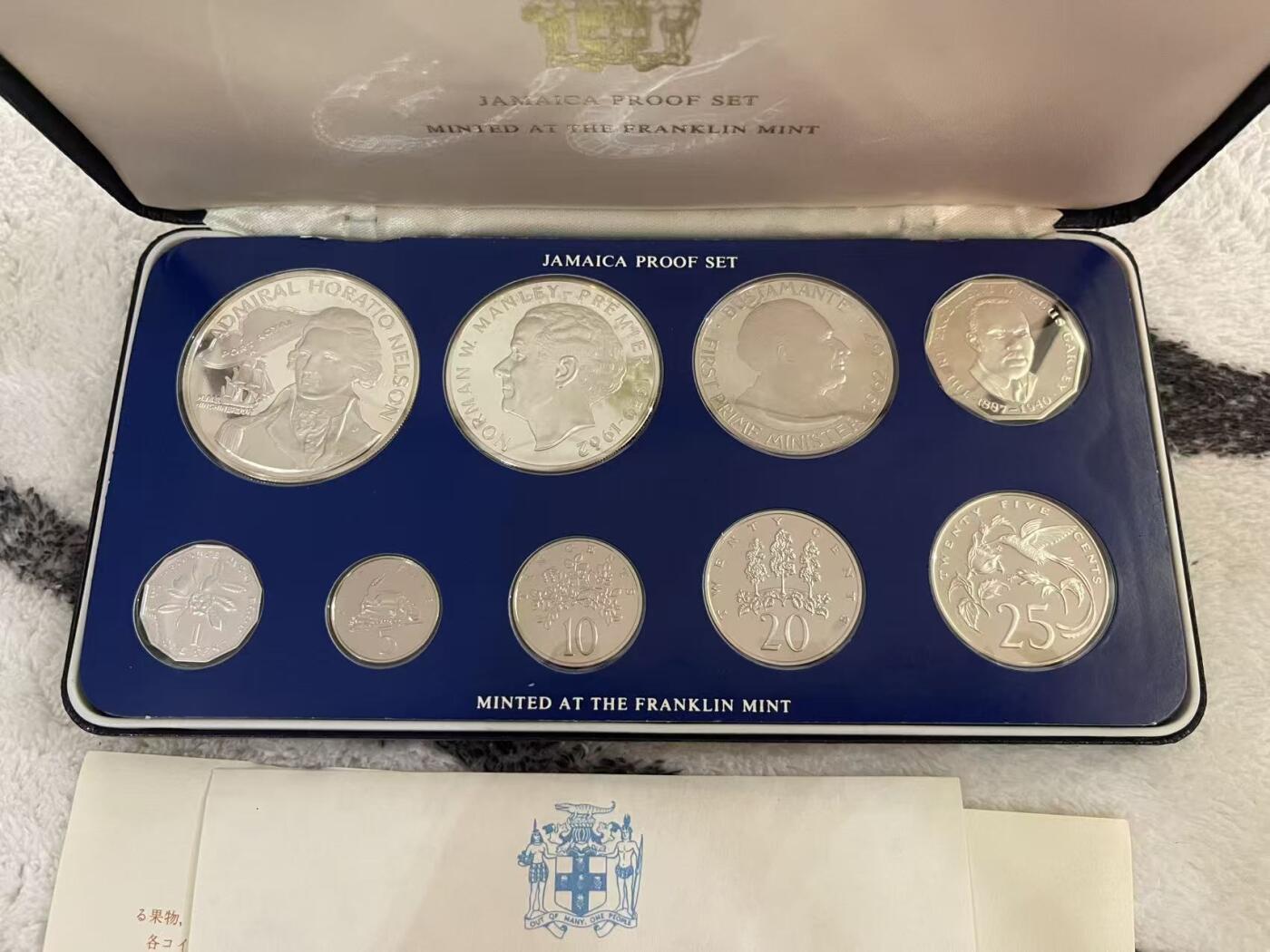 ❤️【币观天下】❤️ 第344期钱币秒杀拍卖场- 2026.3.6周五晚上6点半场 长期征集拍品  牙买加1976年官方精制银币套装 含两枚高值大银币 含纯银58克左右 盒证齐全