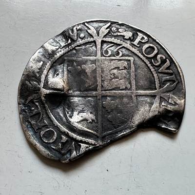 🌹外币初藏🌹🐯2026年第28场   每周二四六晚8️⃣点 接代拍 - 英格兰 1566年 伊丽莎白一世 6便士银币 92.5%银 实重2.6克 25mm（破损版）