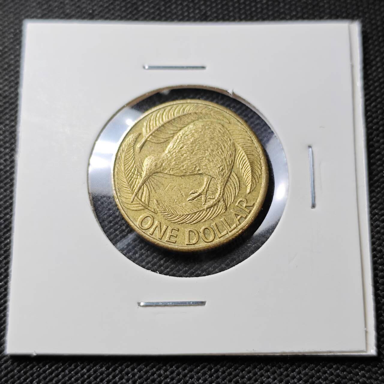 KK钱币收藏小铺   第405期 2月预留时间 周末发货 2000新西兰1元 