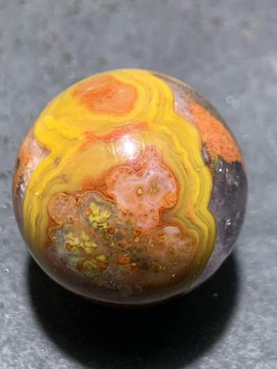 精美高玉化冰飘糖心料8字图案草花纹战国红玛瑙圆珠一颗！ - 精美高玉化冰飘糖心料8字图案草花纹战国红玛瑙圆珠一颗！