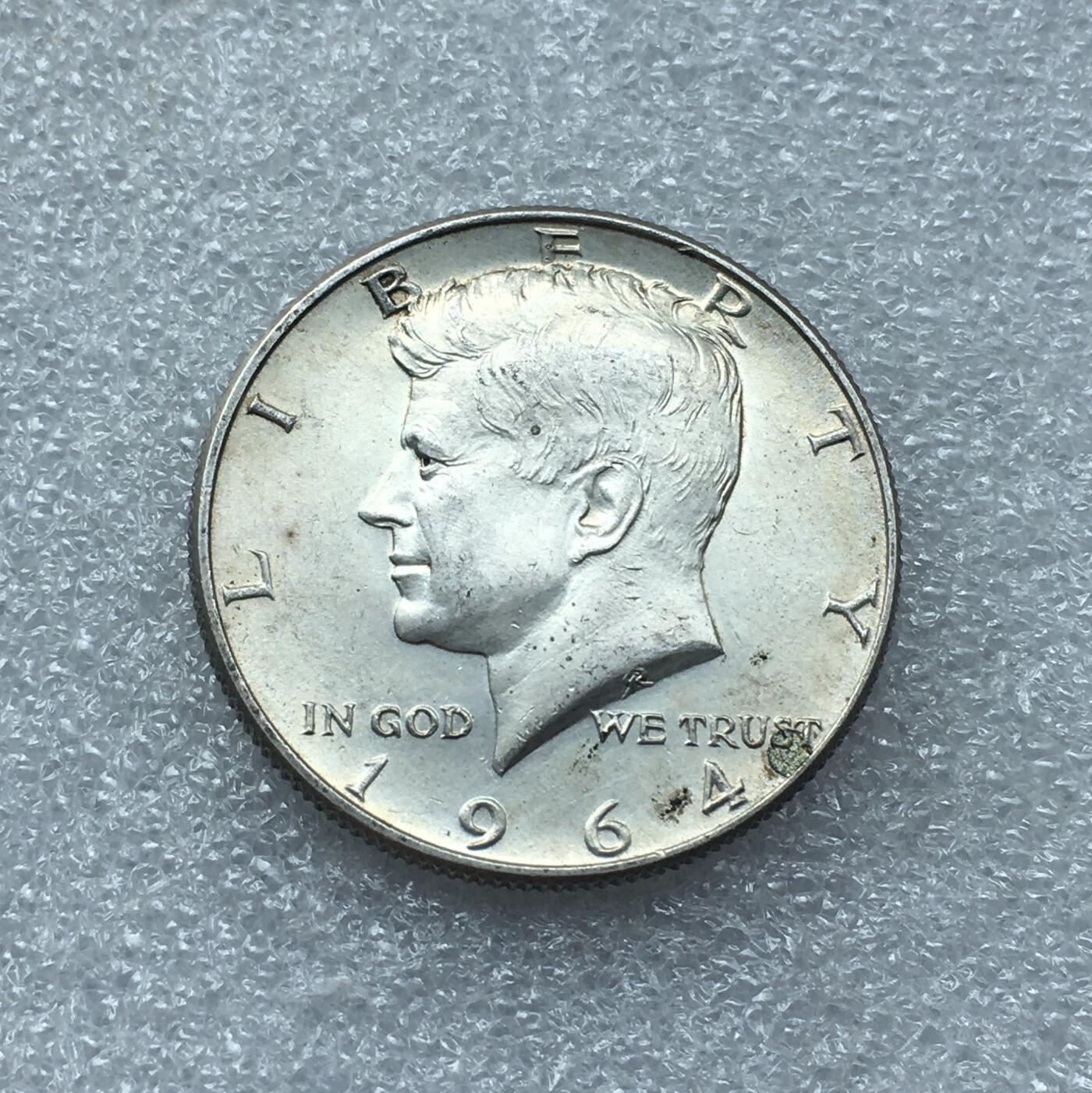 世界钱币专场拍卖 每周二开拍 1964年美国肯尼迪半美元银币 12.5克 90%银