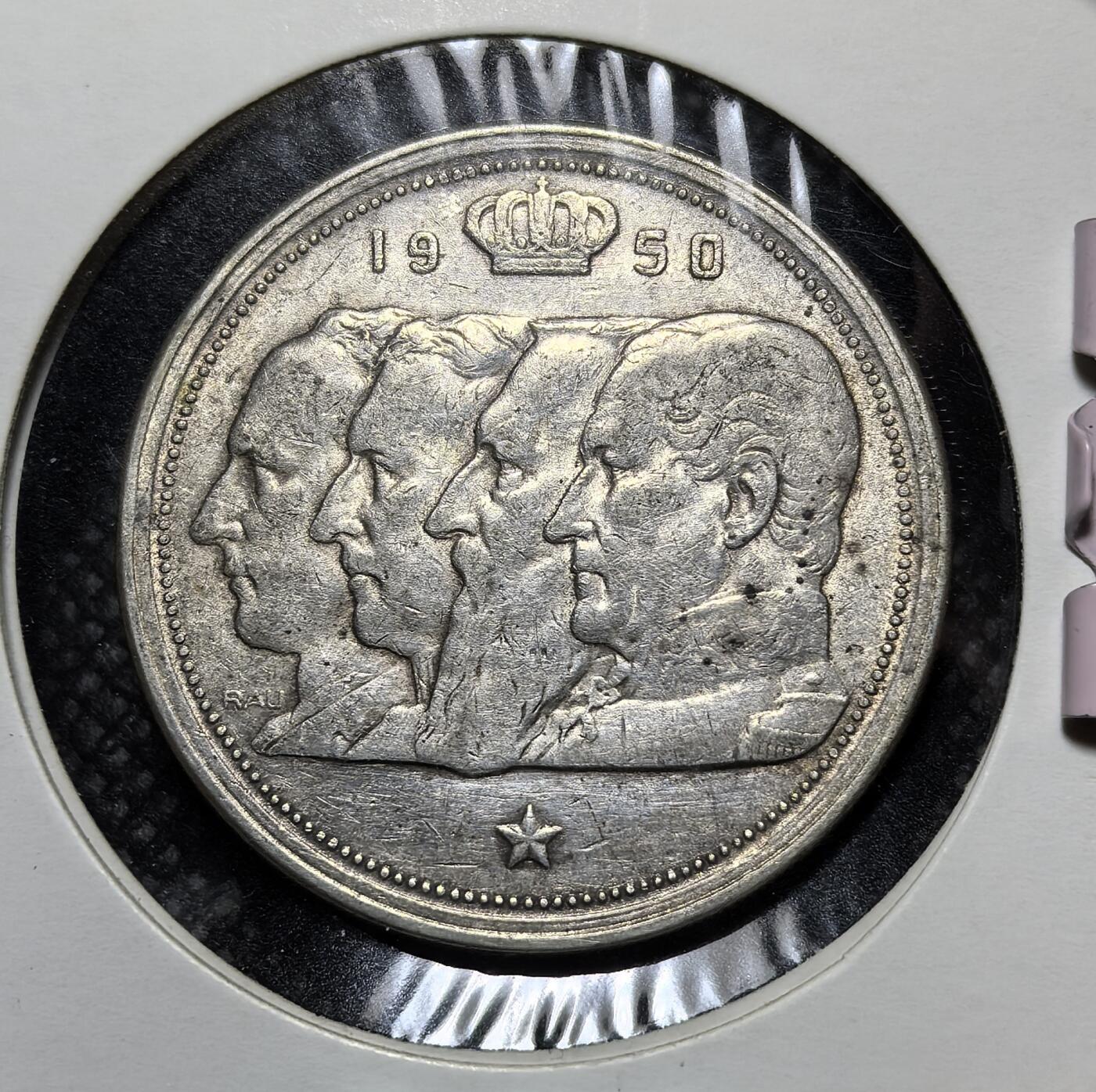 外国优质老铜币银币苏联纪念章，每周六晚九点倒数截拍，满百包邮可寄存，持续收拍 比利时1950年100法郎银币，为纪念独立百余年的王朝传承而铸，背面刻有利奥波德一世、利奥波德二世、阿尔贝一世、利奥波德三世四位国王头像，正面是比利时国徽，见证了比利时从独立到二战后的历史脉络。