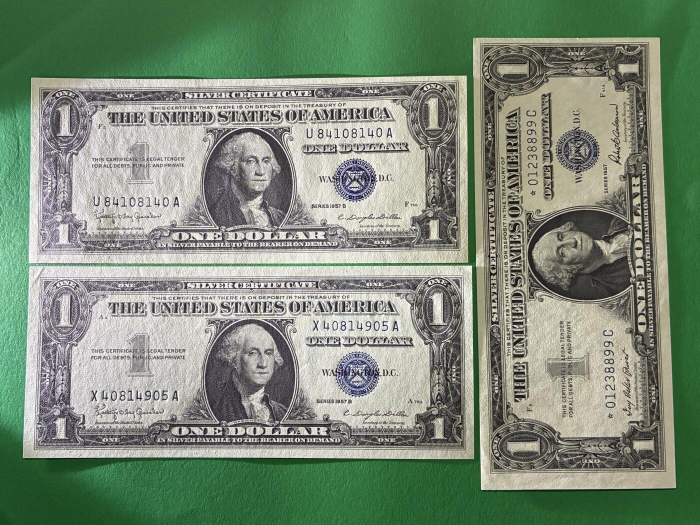 咖啡豆•收藏 2026年Mar_18th世界各国纸币拍卖 3枚 美国 1957年 1美元 银票 全新UNC 外国纸币