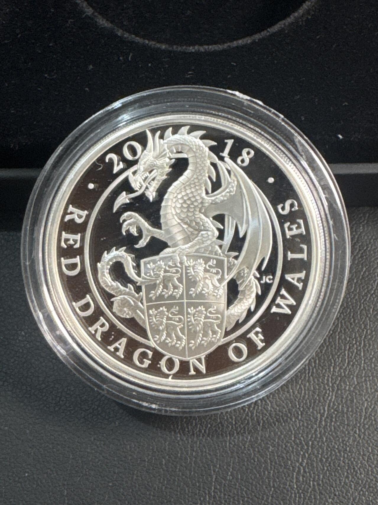 ❤️【币观天下】❤️ 第344期钱币秒杀拍卖场- 2026.3.6周五晚上6点半场 长期征集拍品  英国2018年女王神兽系 威尔士红龙1盎司精制银币(999银) 盒证齐全