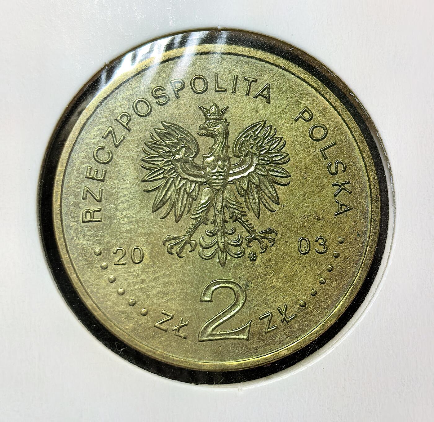 外国优质老铜币银币苏联纪念章，每周六晚九点倒数截拍，满百包邮可寄存，持续收拍 波兰2003年2兹罗提纪念币，为纪念二战将领斯坦尼斯瓦夫・马采克诞辰 111 周年发行。正面为波兰国徽白鹰，背面是将军肖像与坦克，见证波兰对二战英雄的缅怀与军事历史传承。