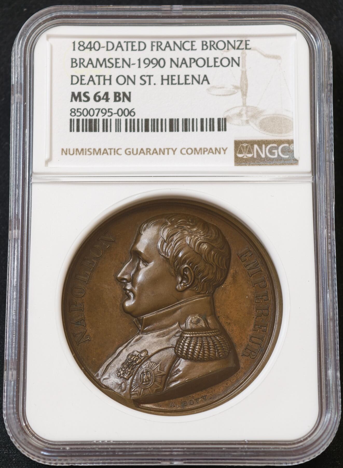 甄臻铺-世界币章拍卖（第54期），3月28日甄品场拍品征集中，送拍享返佣金等优惠多多 NGC-MS64BN 法国 1840年拿破仑百日王朝军装纪念拿皇遗体从圣赫勒拿岛回巴黎荣军院 NGC加厚盒子大铜章 高浮雕细节清晰 拿皇系列完结品种。