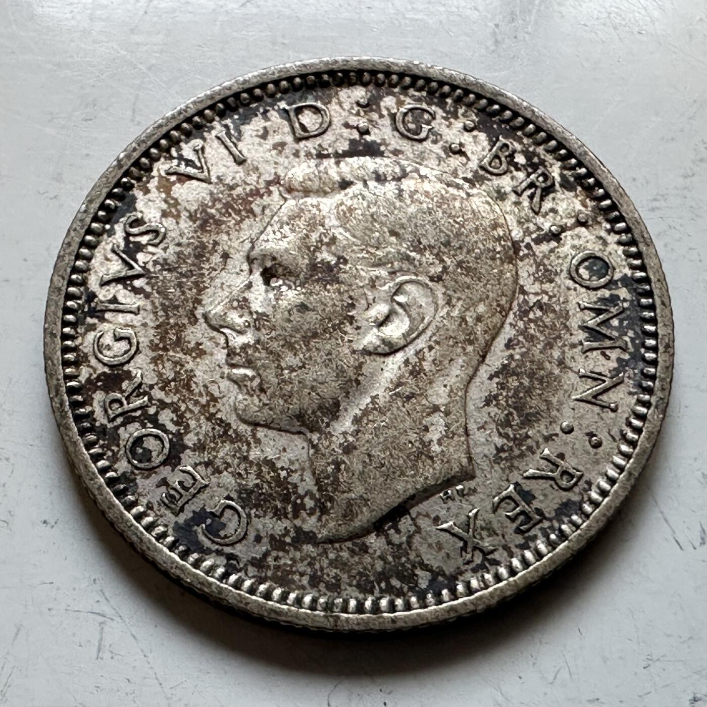 🌹外币初藏🌹🐯2026年第28场   每周二四六晚8️⃣点 接代拍 英国 1941年 乔治六世 6便士银币 50%银 2.83g 19.4mm