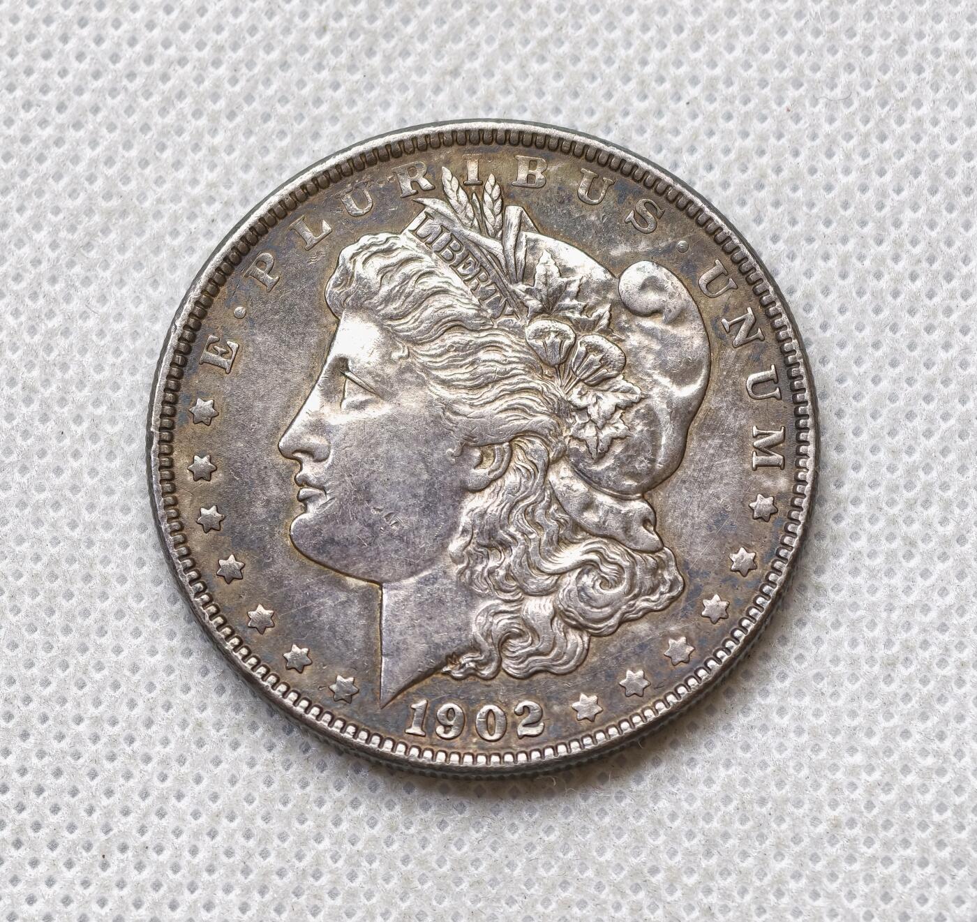 甄臻铺-世界币章拍卖（第54期），3月28日甄品场拍品征集中，送拍享返佣金等优惠多多 1902  摩根银币，细节见图