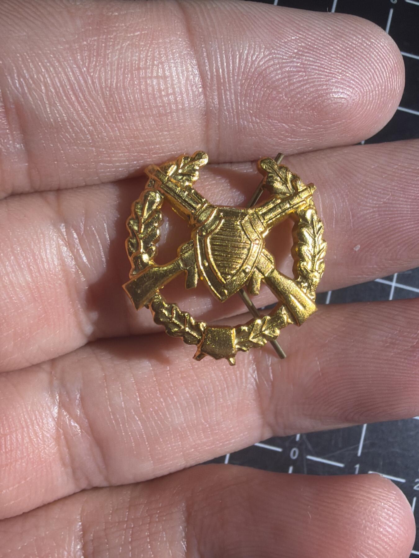 古冰库章牌勋赏收藏0起拍卖