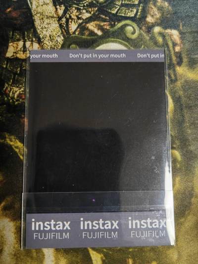 阳大大卡牌拍卖第104期（持续收拍品，周五晚上九点截拍，进群福利早知道） 宋雨琪拍立得1张