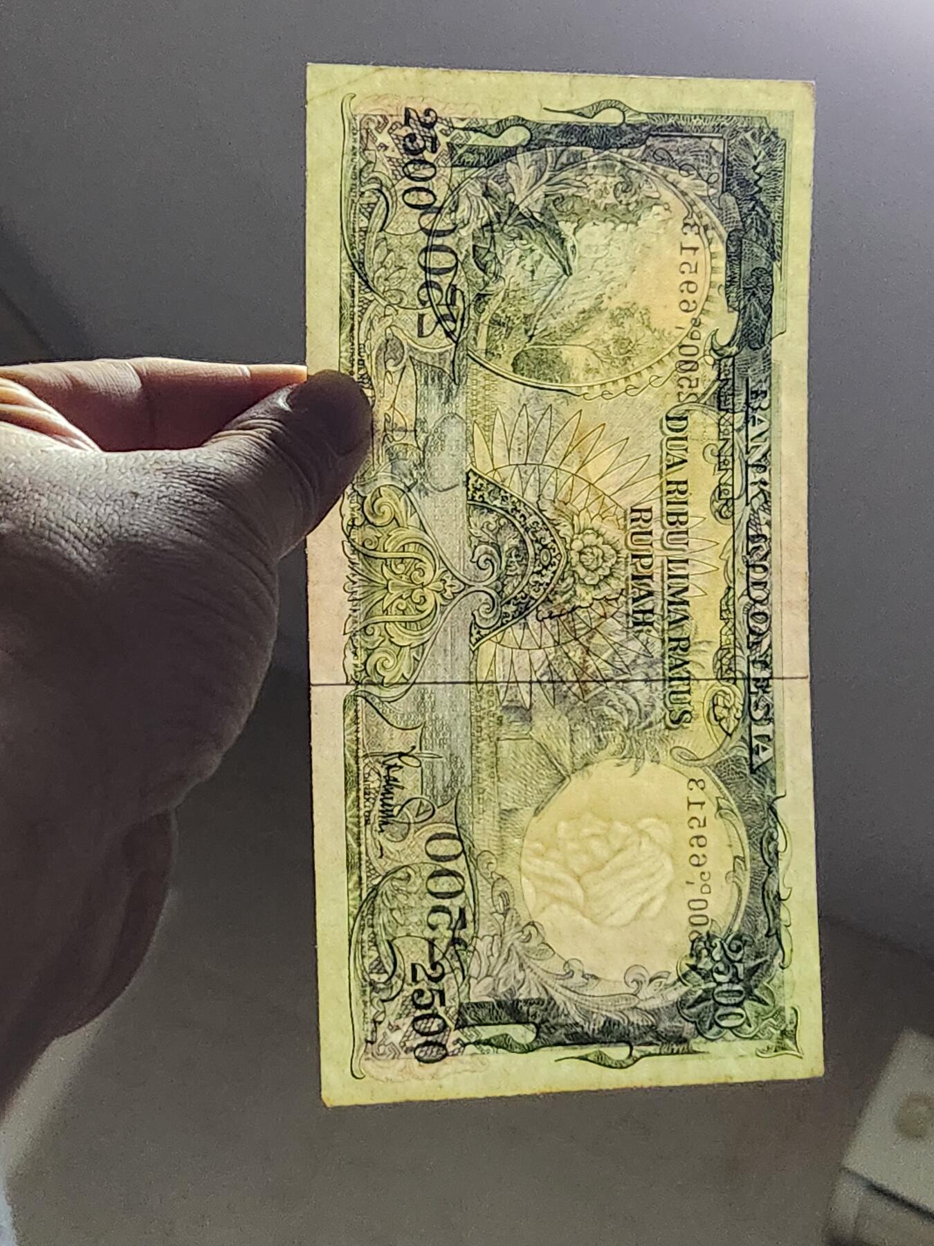 3月13号晚上8点 外国纸币自动截拍第37场