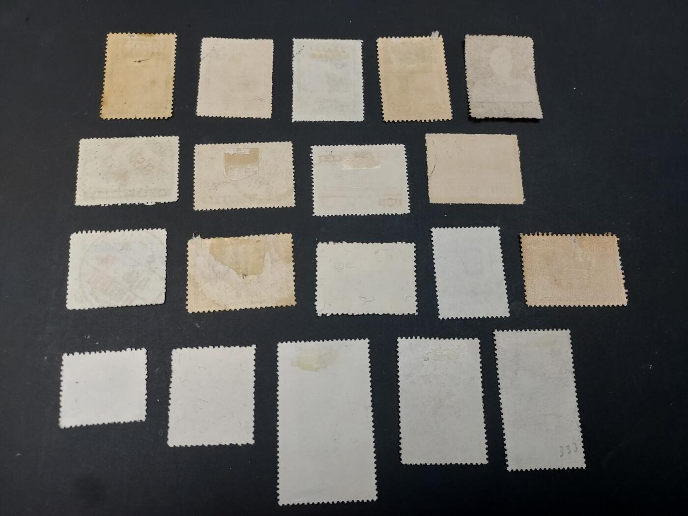 博彦收藏  TM 3月18日 8点邮票专场 全场包邮 民国旧票19枚，个别瑕疵，大部分上品