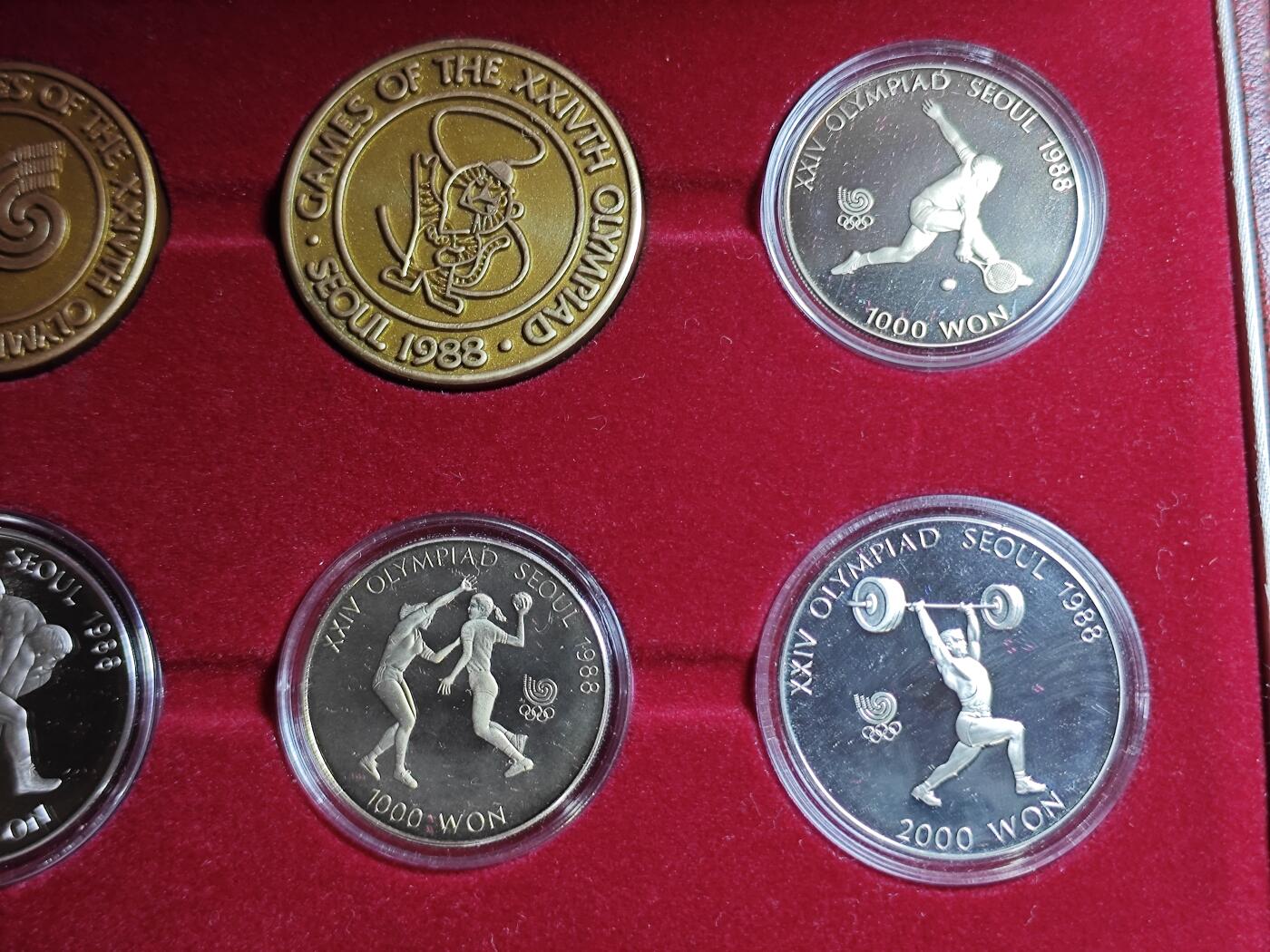 KK钱币收藏小铺   套币专场 2月预留时间 周末发货  韩国奥运纪念套币 精制套币