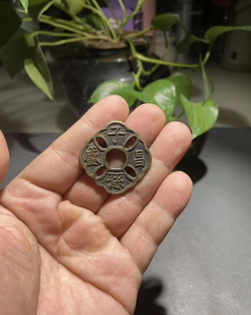 江南杂件场 花钱