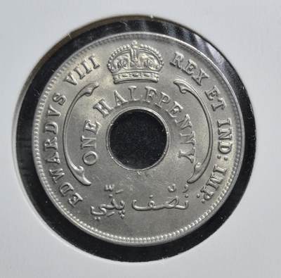 外国优质老铜币银币苏联纪念章，每周六晚九点倒数截拍，满百包邮可寄存，持续收拍 - 极美品带光英属西非1936年爱德华八世半便士H版，为英国殖民时期货币。因爱德华八世在位仅 10 个月便退位，英国本土未发行其流通币，仅海外殖民地发行，此币带中孔便于当地人串挂携带，是极具收藏价值的稀有币种。