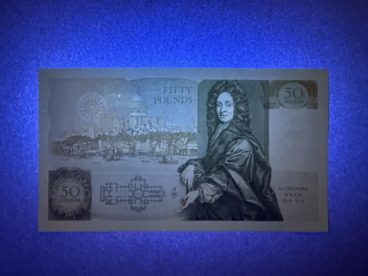 《艾美收藏》第236期-3.15周日外币畅拍 英格兰50镑 UNC D序列 首签a版 背面荧光下有处小亮点