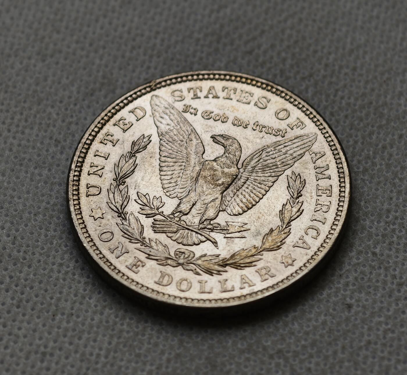 甄臻铺-世界币章拍卖（第54期），3月28日甄品场拍品征集中，送拍享返佣金等优惠多多 1921  摩根银币，细节见图