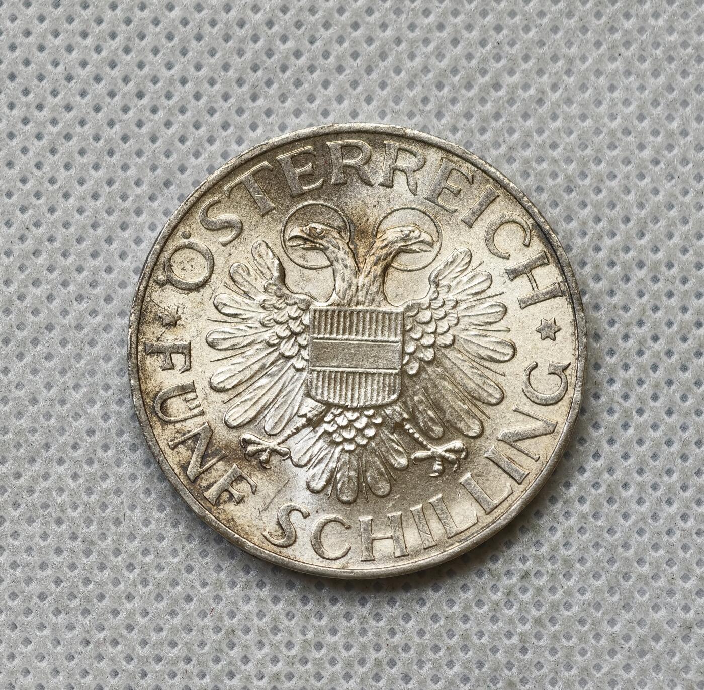 甄臻铺-世界币章拍卖（第54期），3月28日甄品场拍品征集中，送拍享返佣金等优惠多多 裸币，1934奥匈帝国圣母抱婴，转光明显，细节见图