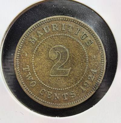 外国优质老铜币银币苏联纪念章，每周六晚九点倒数截拍，满百包邮可寄存，持续收拍 - 英属毛里求斯1924年2分铜币，由英国伦敦皇家造币厂铸造。正面为乔治五世头像及 “印度皇帝” 头衔，背面标注面值与国名，是英国殖民统治时期的流通货币，见证了毛里求斯的殖民历史。