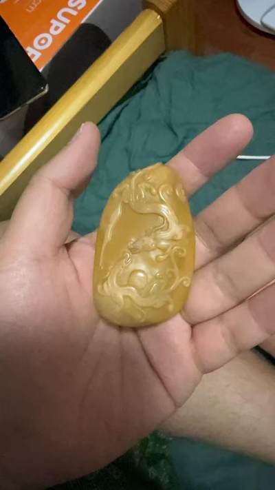 螭虎手把件 - 螭虎手把件