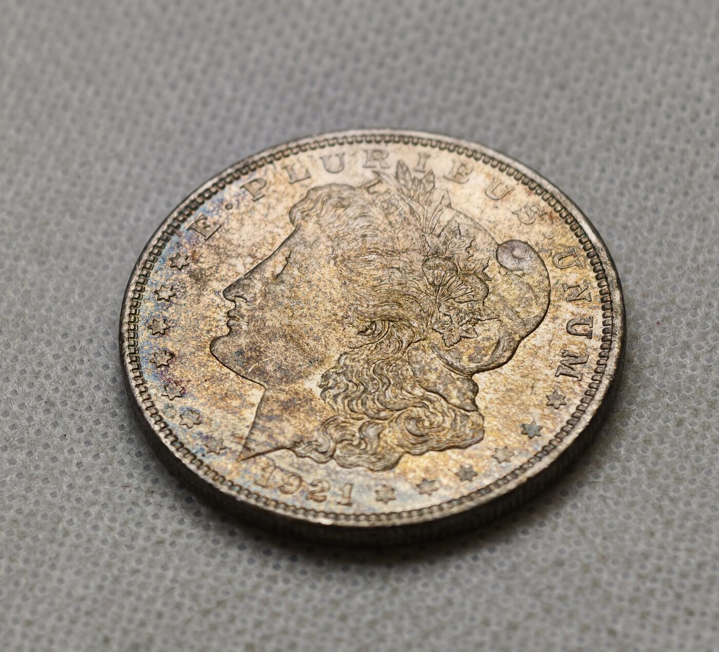 甄臻铺-世界币章拍卖（第54期），3月28日甄品场拍品征集中，送拍享返佣金等优惠多多 1921  摩根银币，细节见图