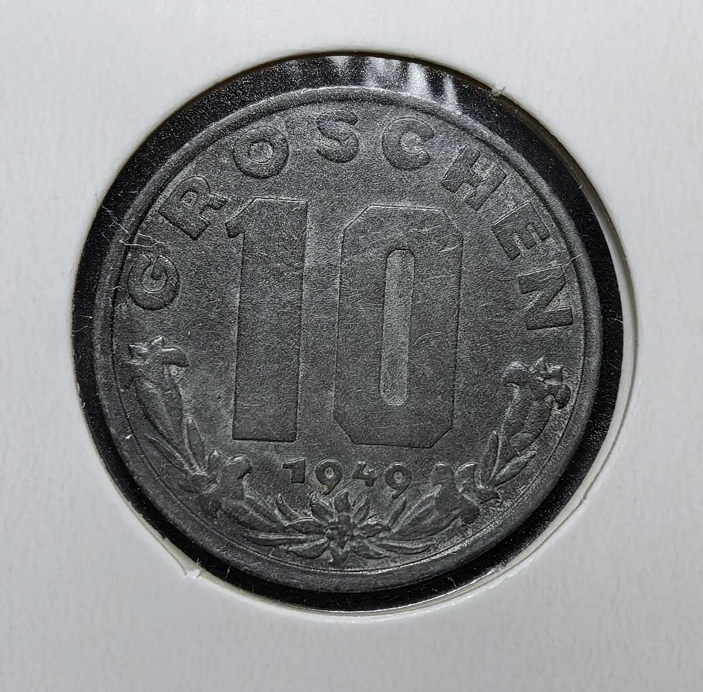 外国优质老铜币银币苏联纪念章，每周六晚九点倒数截拍，满百包邮可寄存，持续收拍 奥地利1949年10 格罗申，属二战后第二共和国货币体系。因战后金属匮乏，该币采用锌铸造，正面为奥地利国徽，1959 年退出流通，见证了奥地利早期经济复苏历程。