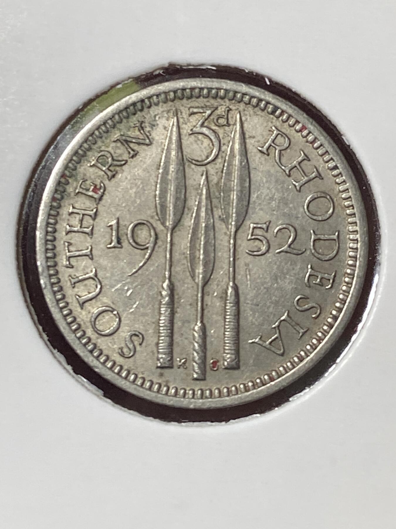 2026年第三十五场(总第二百零四场）外国精品纸夹币场(免佣金) 好品–英属南罗德西亚1952年3便士(乔治六世逝世年，第五版关门年)