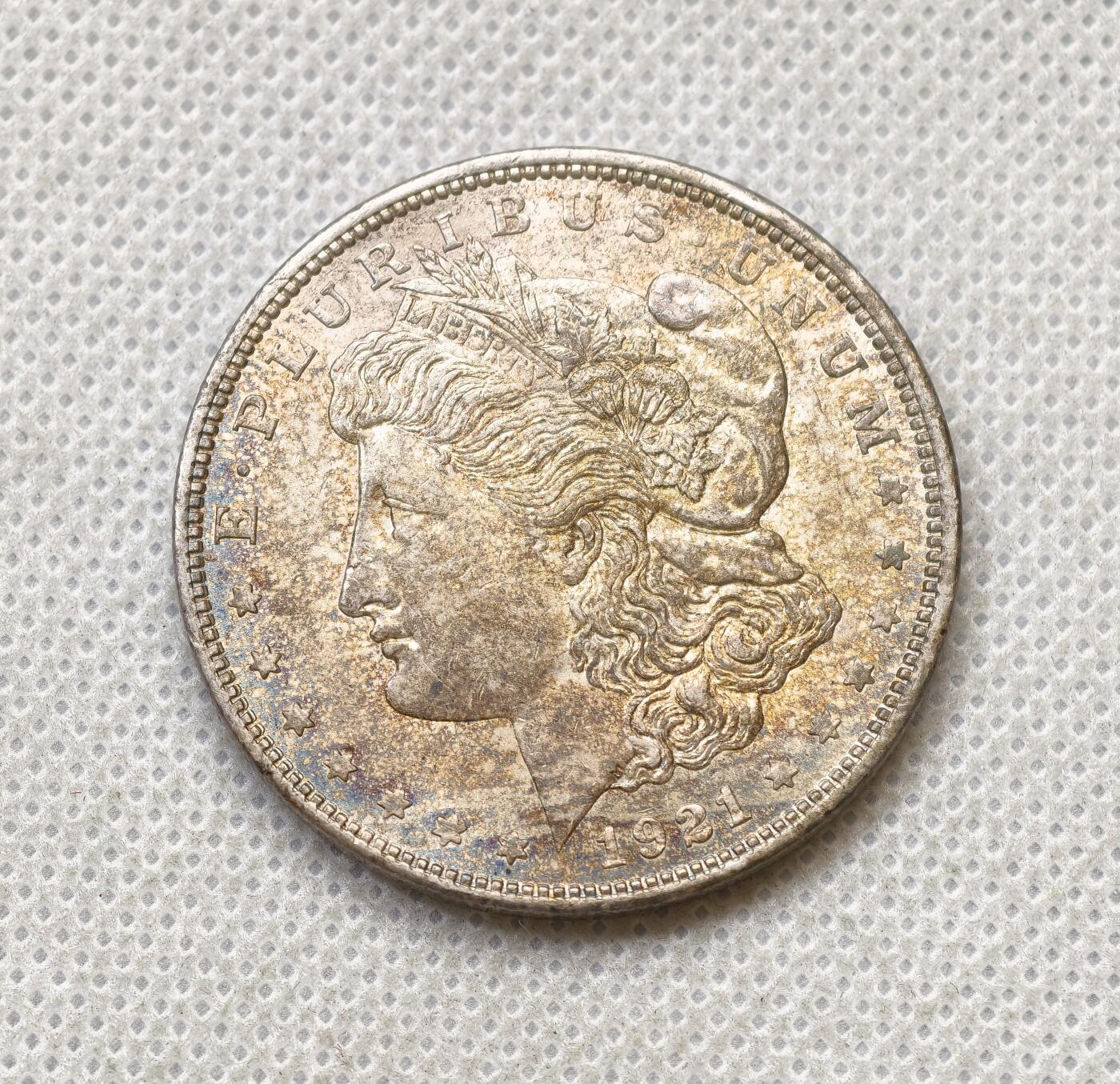 甄臻铺-世界币章拍卖（第54期），3月28日甄品场拍品征集中，送拍享返佣金等优惠多多 1921  摩根银币，细节见图