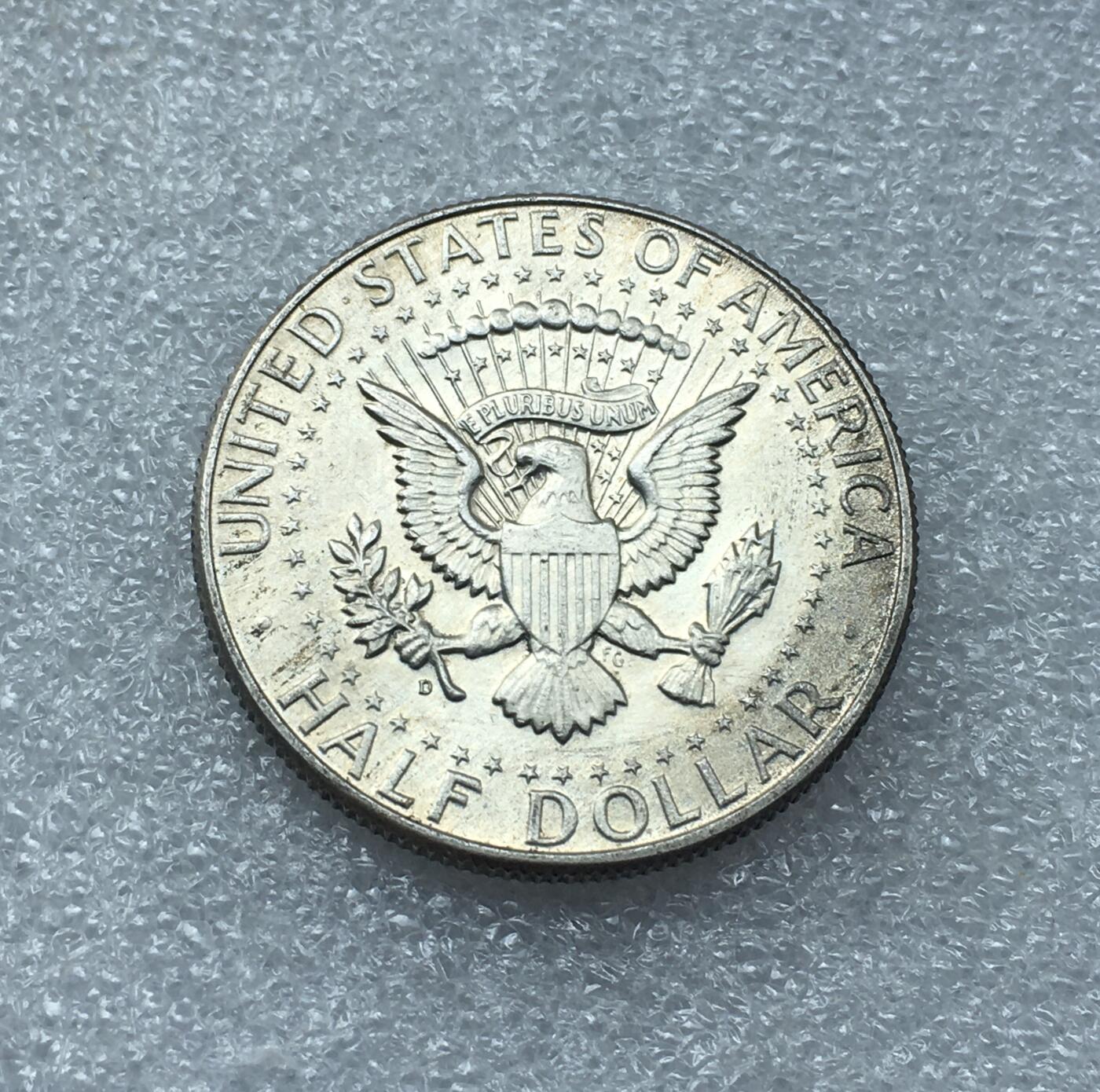 世界钱币专场拍卖 每周二开拍 1964年美国肯尼迪半美元银币 12.5克 90%银